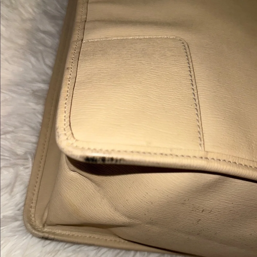 ✨RARE✨ Authentic Gucci “Birkin” style Beige/Cream Leather Satchel 🤎 - Picture 12 of 16